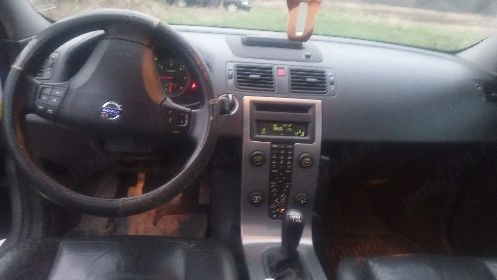Volvo V50 