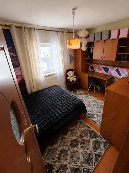 Apartament 2 camere, semidecomandat, 56 mp, zona centrala Bals