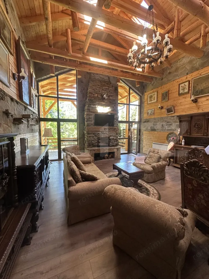 Cabana premium de vanzare Colibita, pe malul lacului