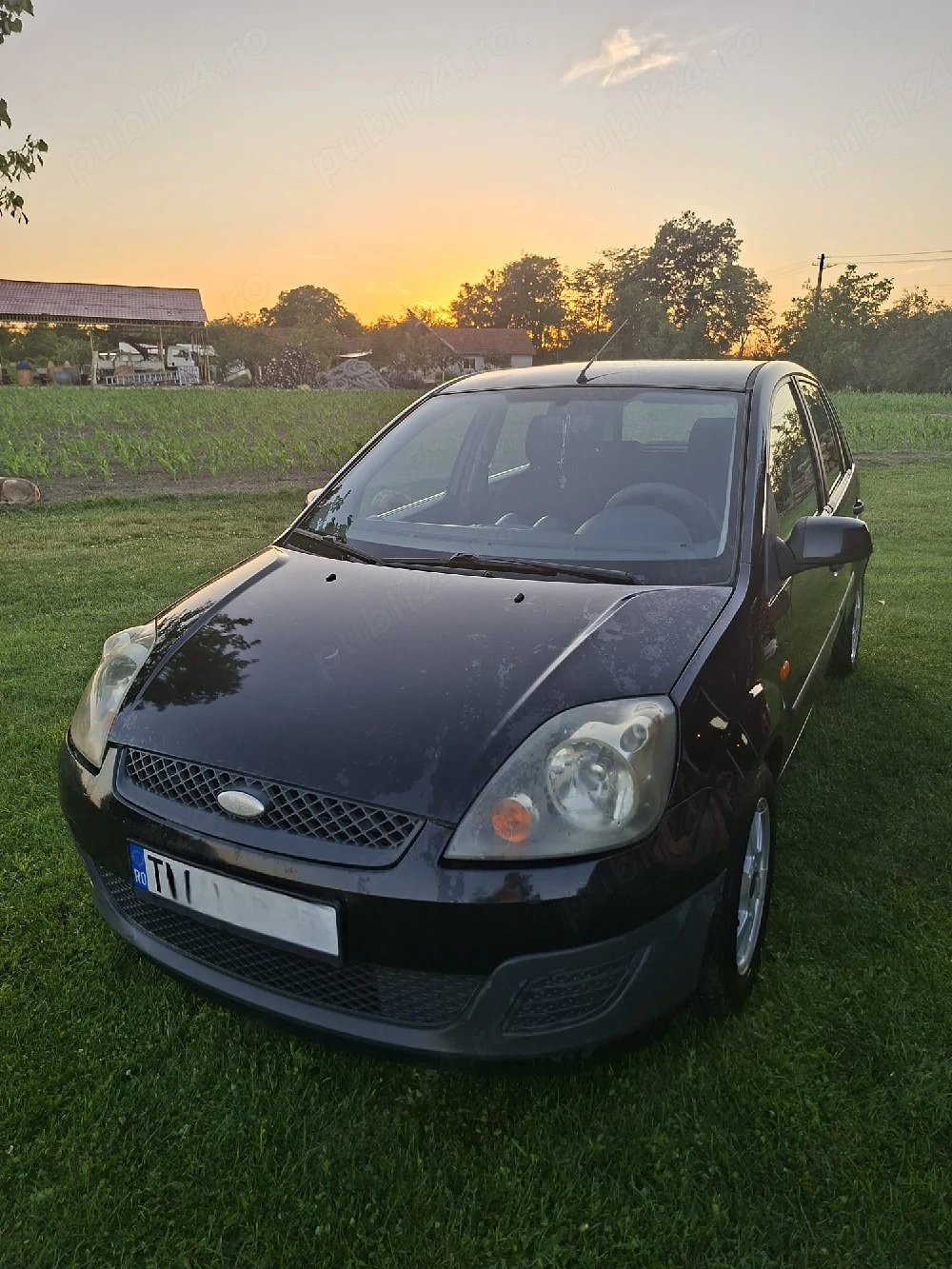 Vand Ford Fiesta 1.3 benzina an 2006