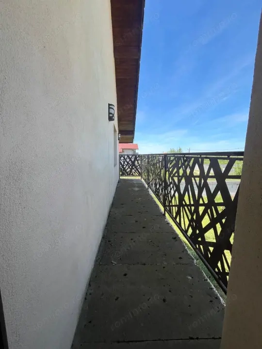 Casa P+1+Pod, 500 mp teren, zona lac Ghercesti - Aeroport Craiova