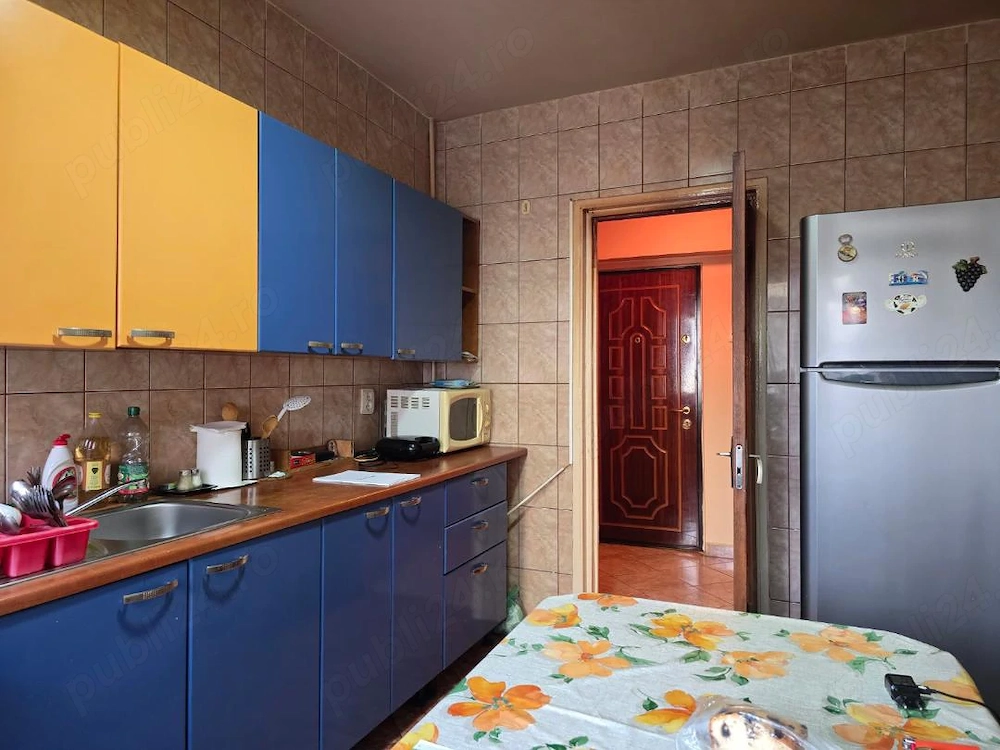  Apartament 3 camere decomandat   Lacul Tei, 64 mp, 