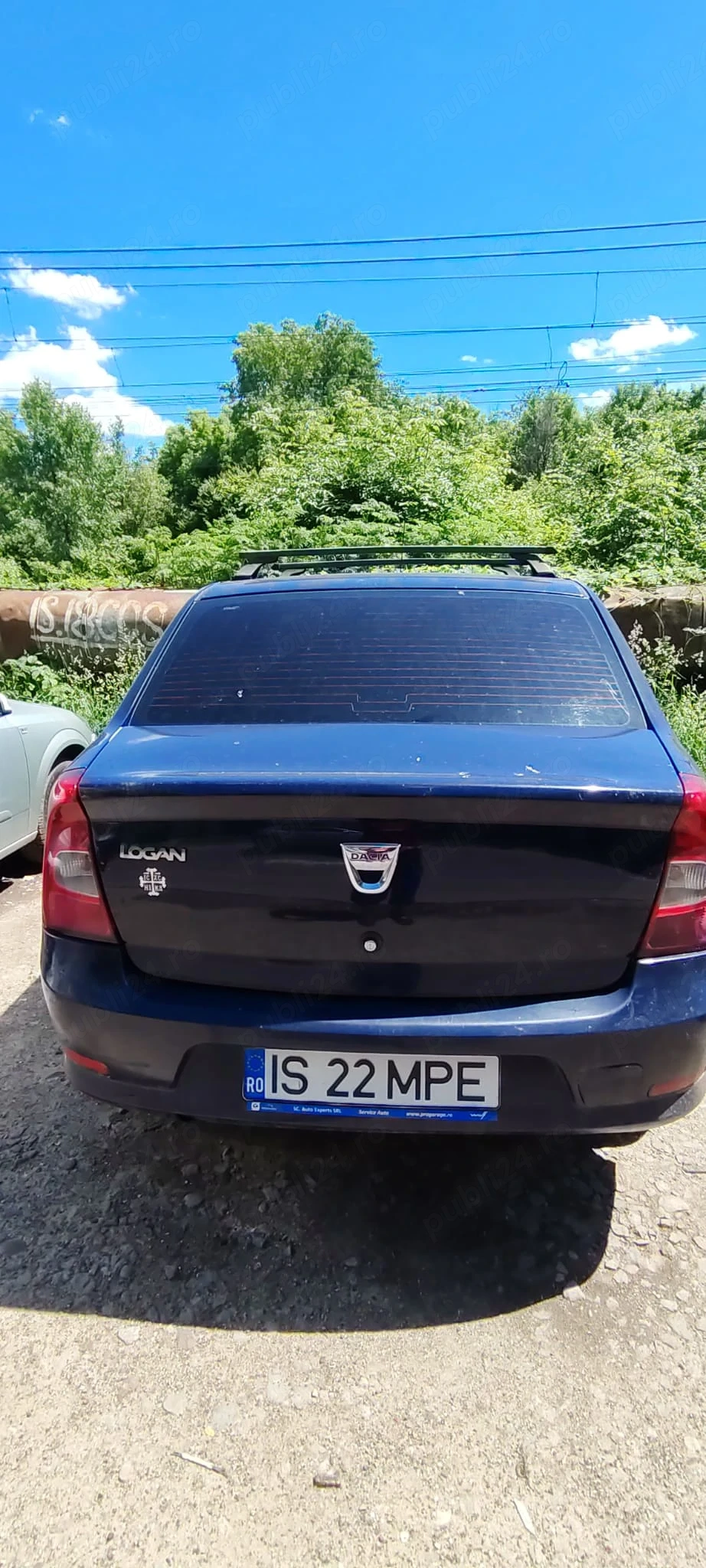 Dacia Logan 2011- Singurul proprietar -98000 KM reali(luata de noua din RO)  