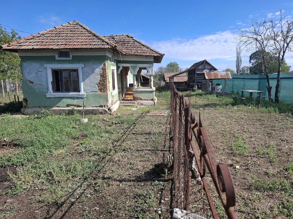 Casă de vânzare 