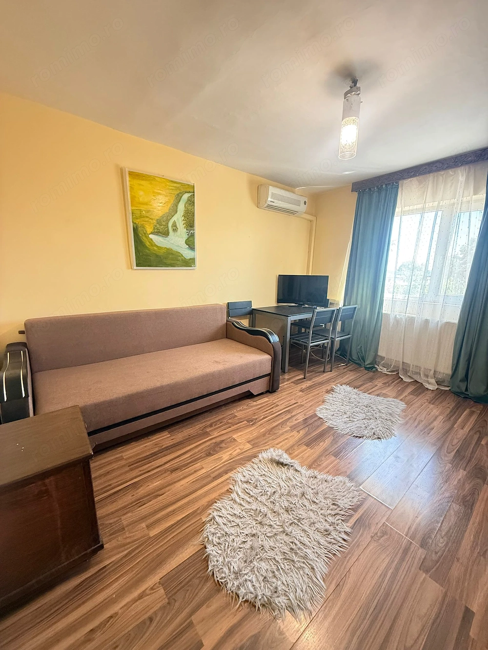 Apartament cu 1 camera etajul 1 Complexul Studentesc