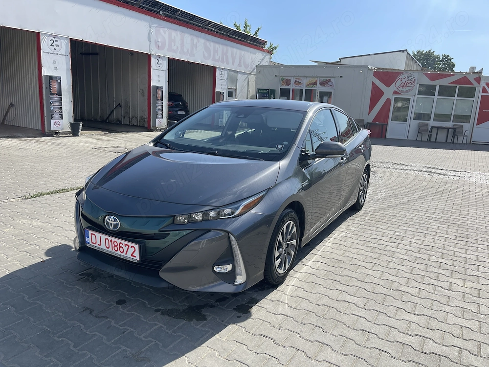 Vând Toyota Prius PRIME PLUGIN, an 2019 , 85000 km, istoric Toyota 