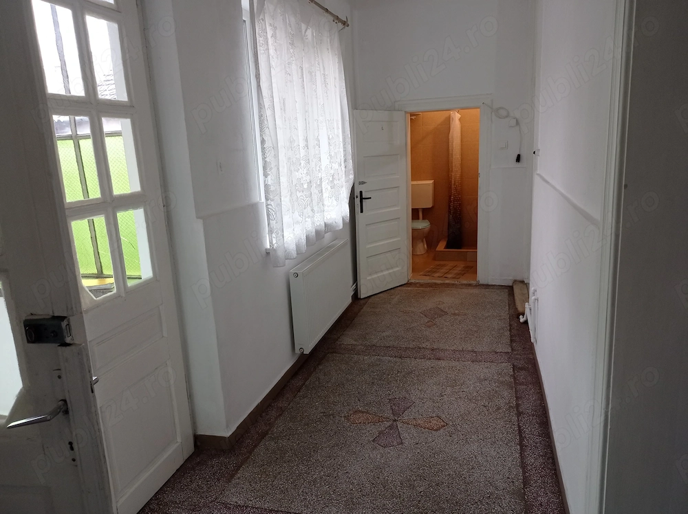 Apartament la casă în centru Beius 