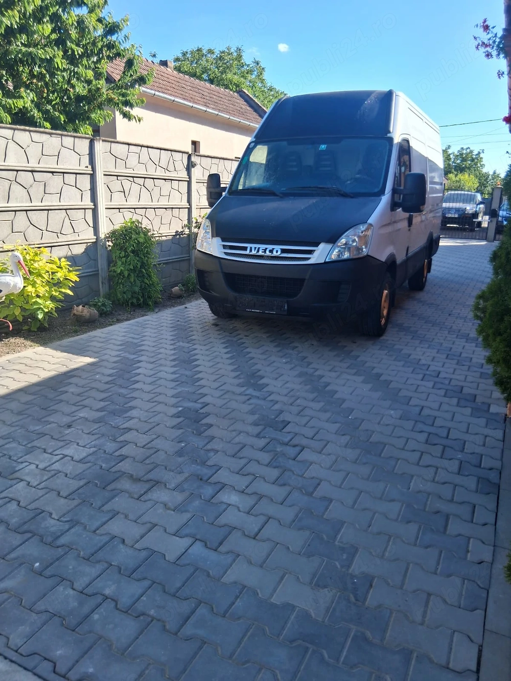 Vand iveco daily an 2008 motor 2.3 de 116 caii euro 4 servo central air bag geamuri l