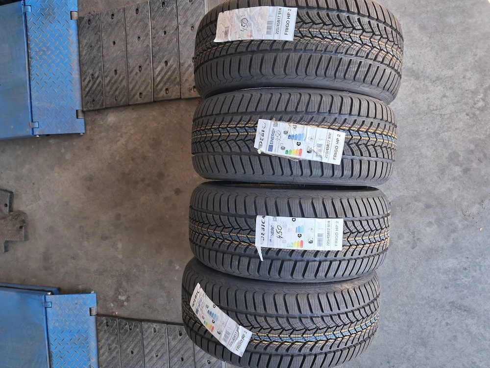 4 anvelope noi 225/45/17 Debica M+S