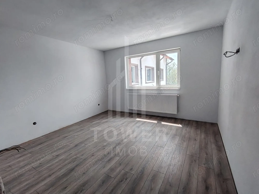 Apartament cu trei camere Turnisor