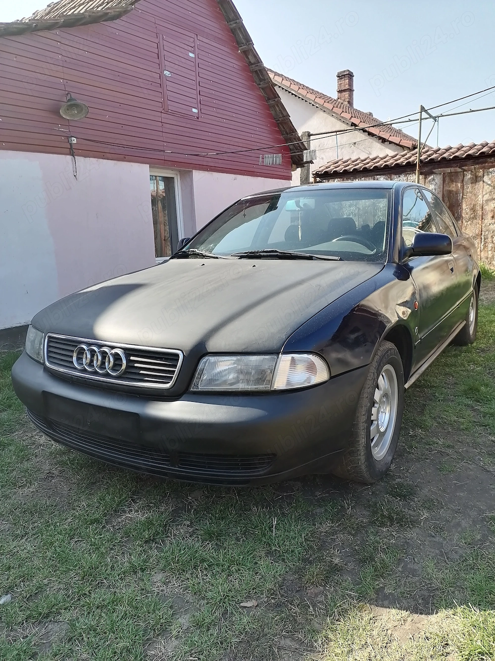 Vand Audi A4B5 1.6benzina