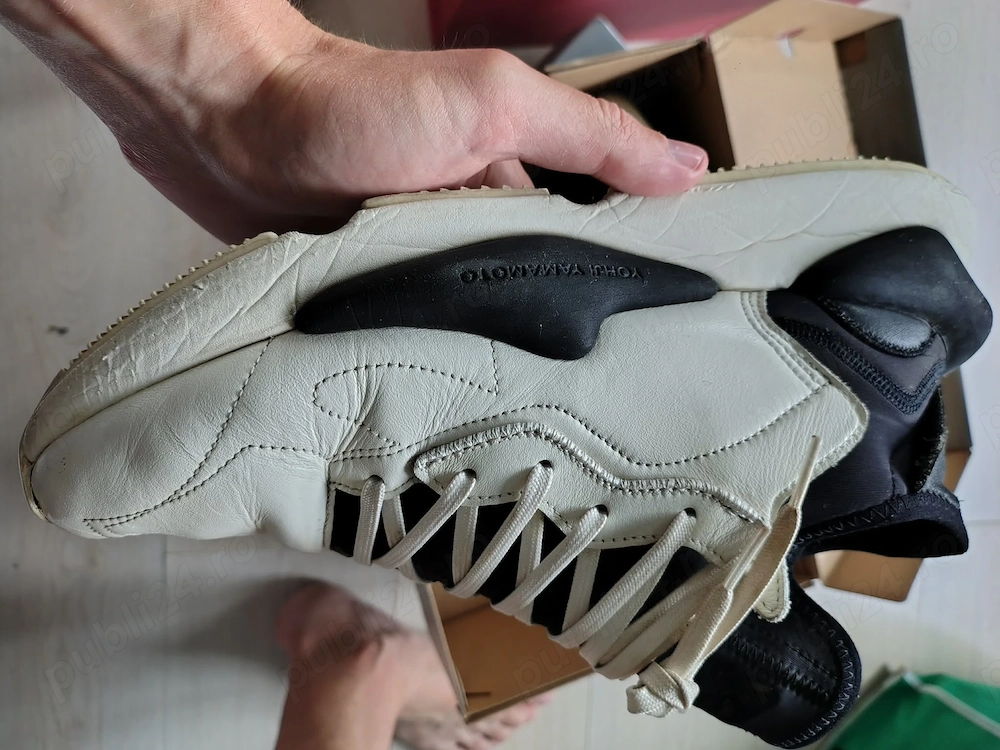 Incaltari sport Y-3  x Yohji Yamamoto Kaiwa low-top sneakers, Size 44-45