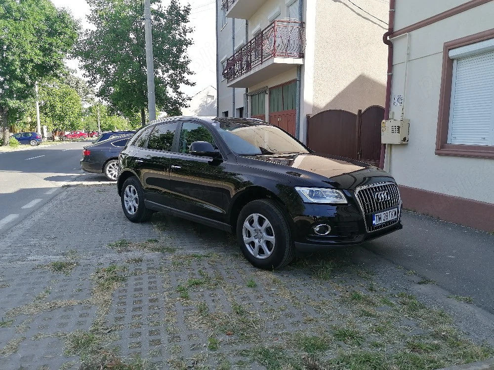 Audi Q5. 2015...2L Quattro automat. 