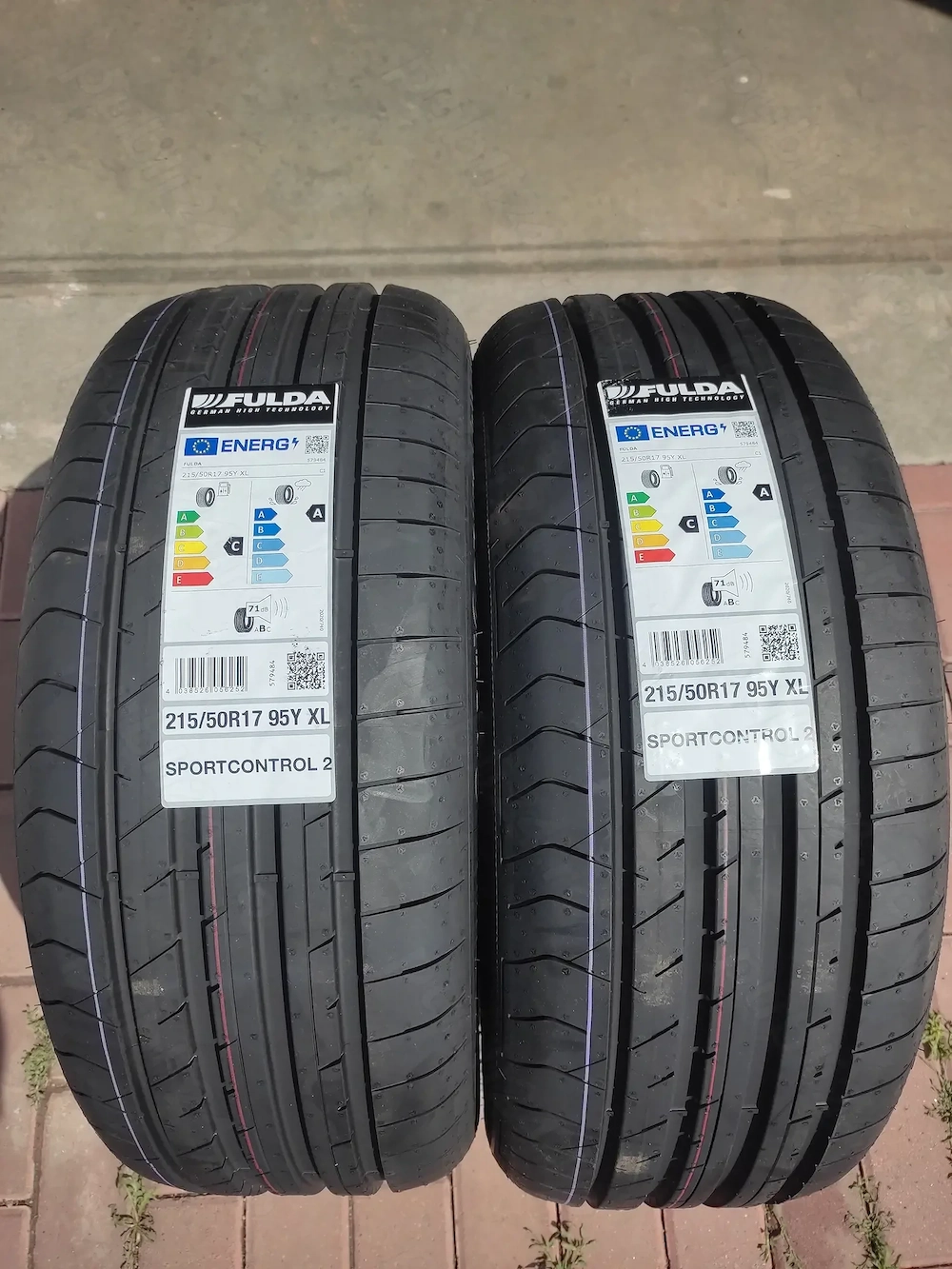 2 anvelope noi 215/50/17 Vara Fulda 