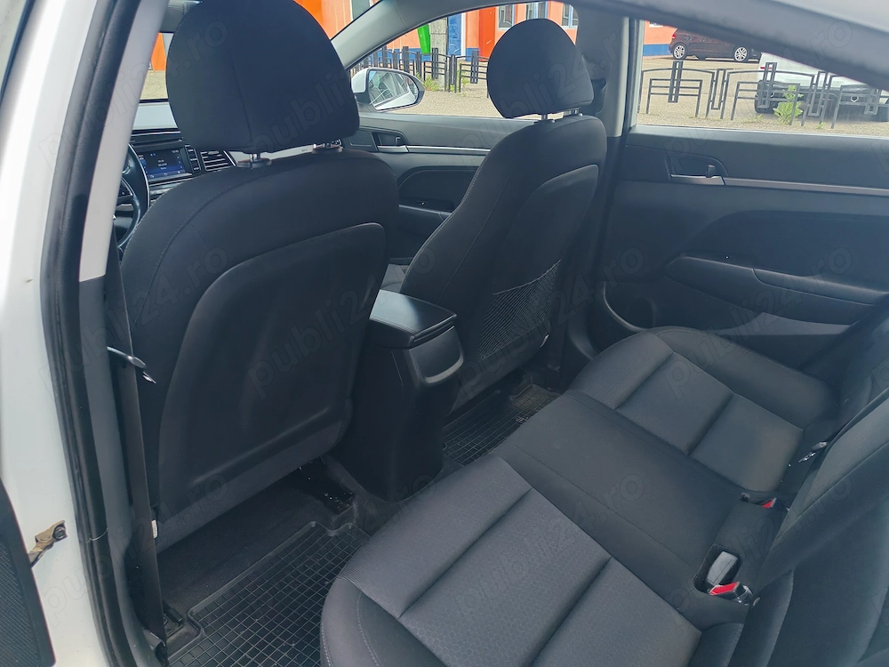 Vând Hyundai Elantra Highaway 2018, 104 mii km, unic proprietar.