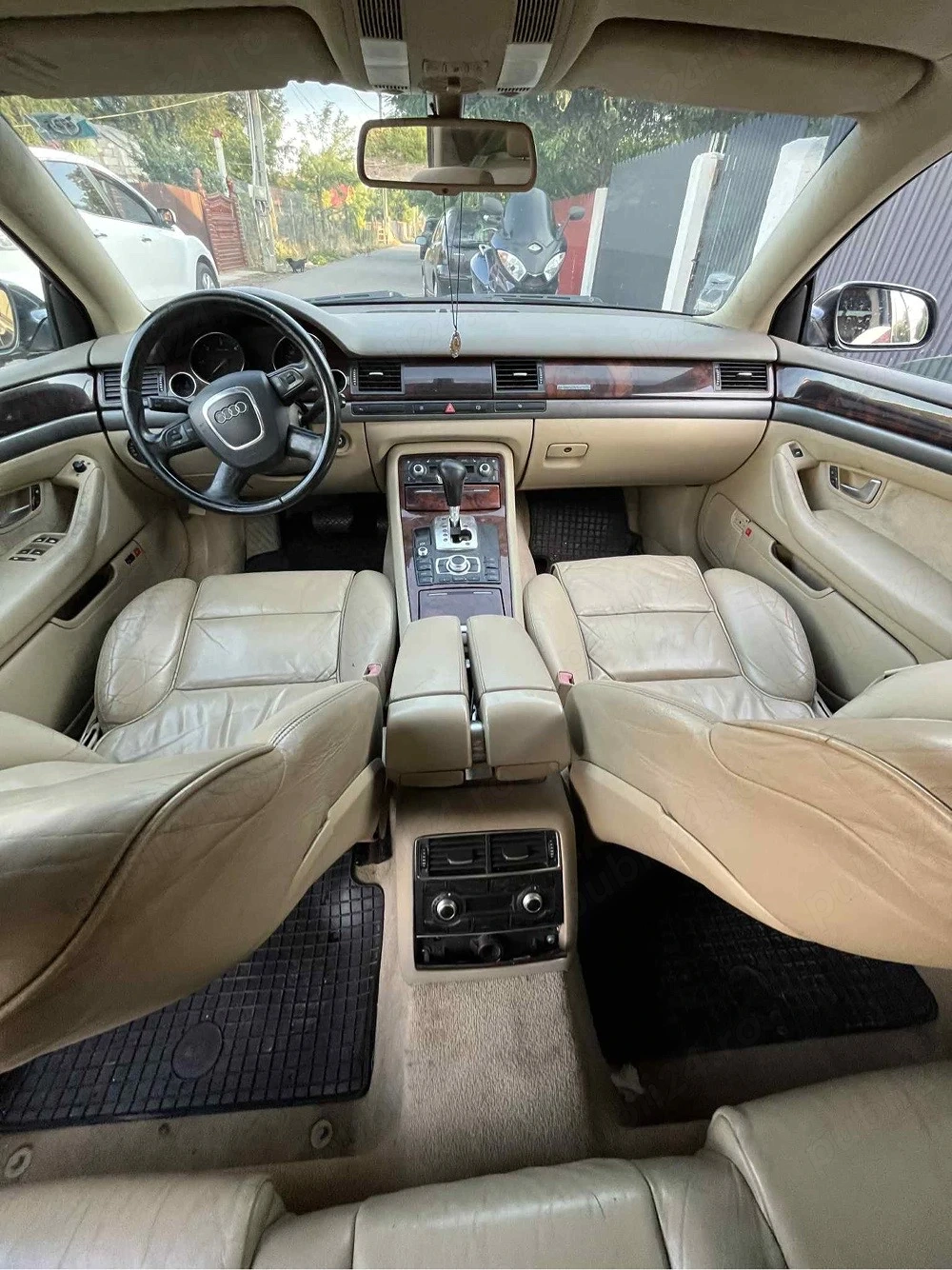 dezmembrez audi a8 3.0asb an 2007