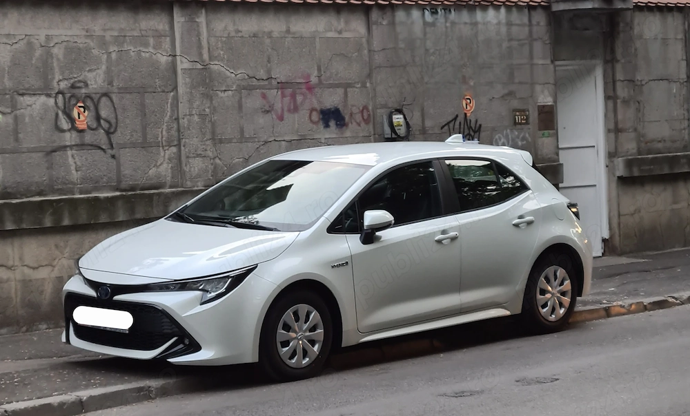 Toyota Corolla Toyota Corolla Hatchback Hybrid 1.8, 2021, nivel de echipare Business