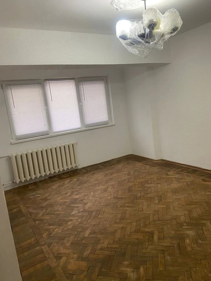 Apartament de vanzare in Constanta zona Cet