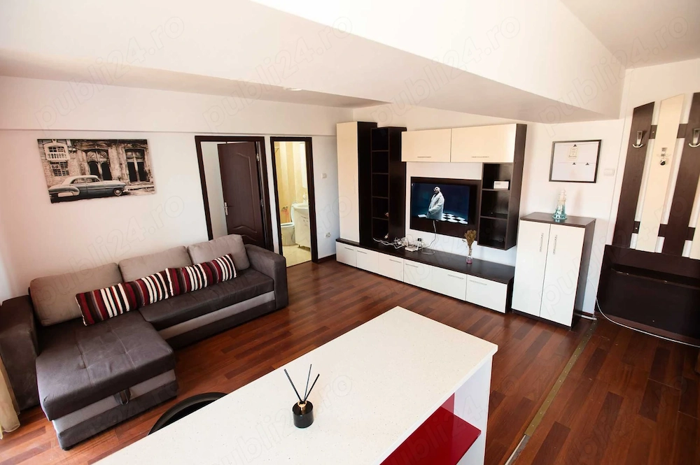 Apartament de vanzare in Constanta zona Piata Ovidiu