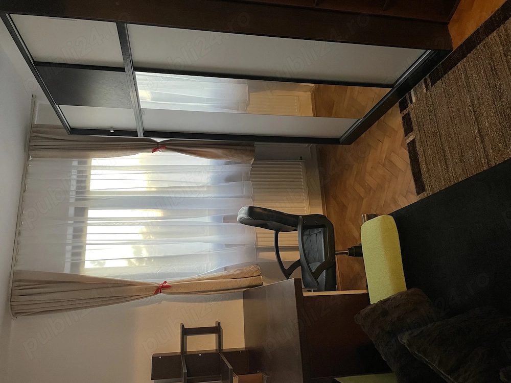 Apartament cu 3 camere de vanzare in cartierul Mureseni