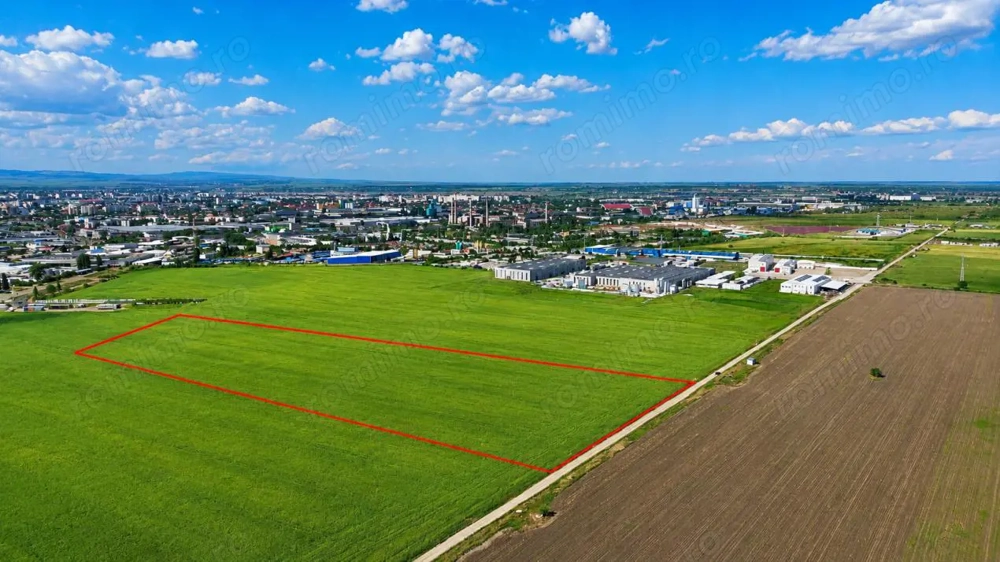 Teren intravilan 2,8 ha industrial deschidere 80 ml soseaua Constantei