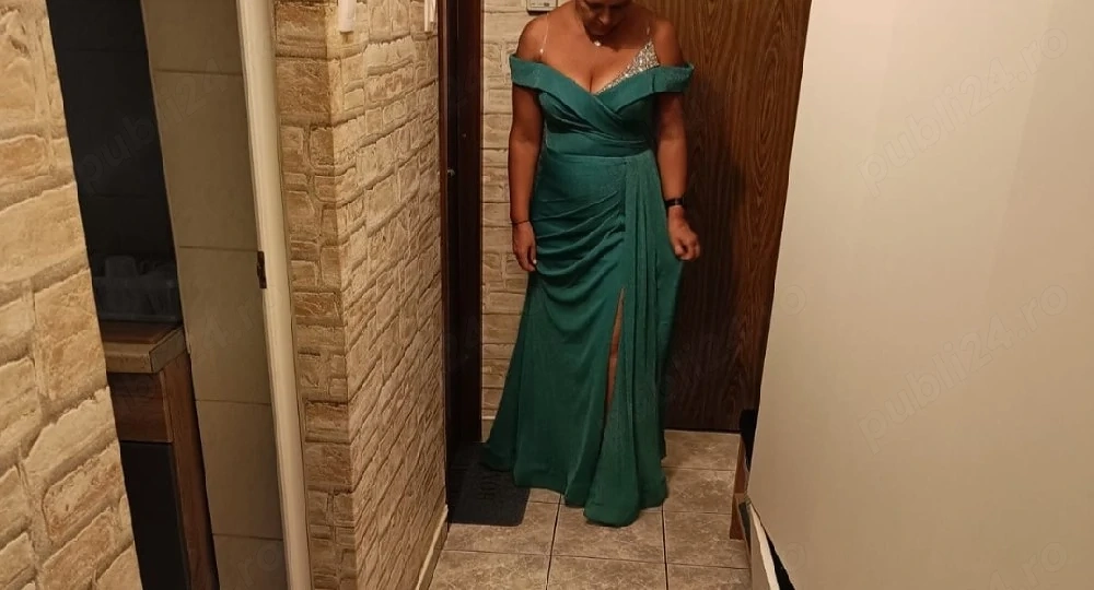 rochie lunga eleganta