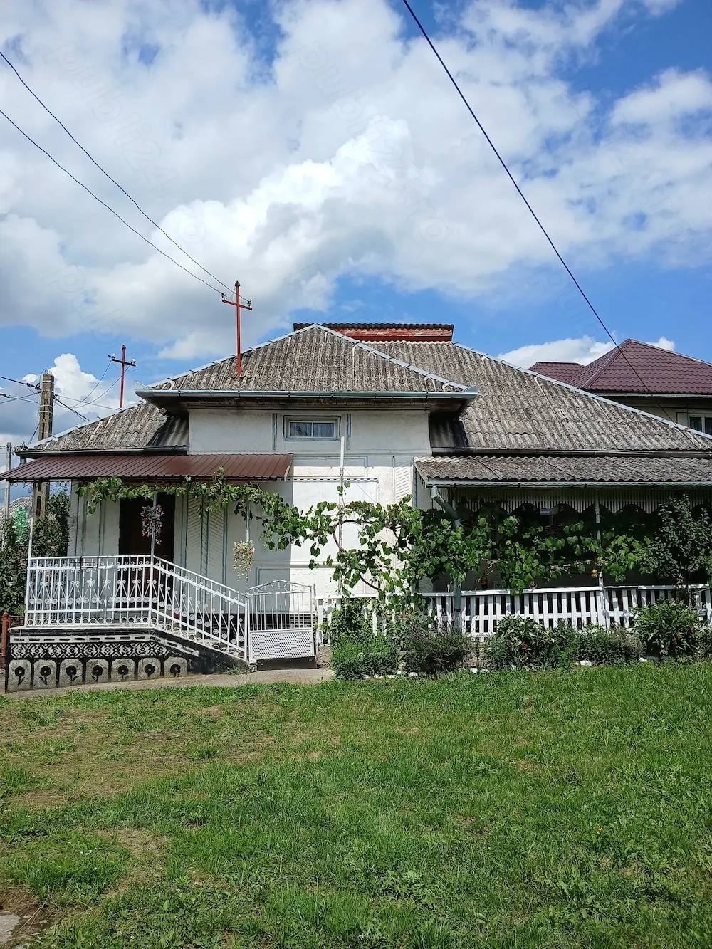  Casă de vânzare în Coaș, la 15 km de Baia Mare   2.000 mp teren