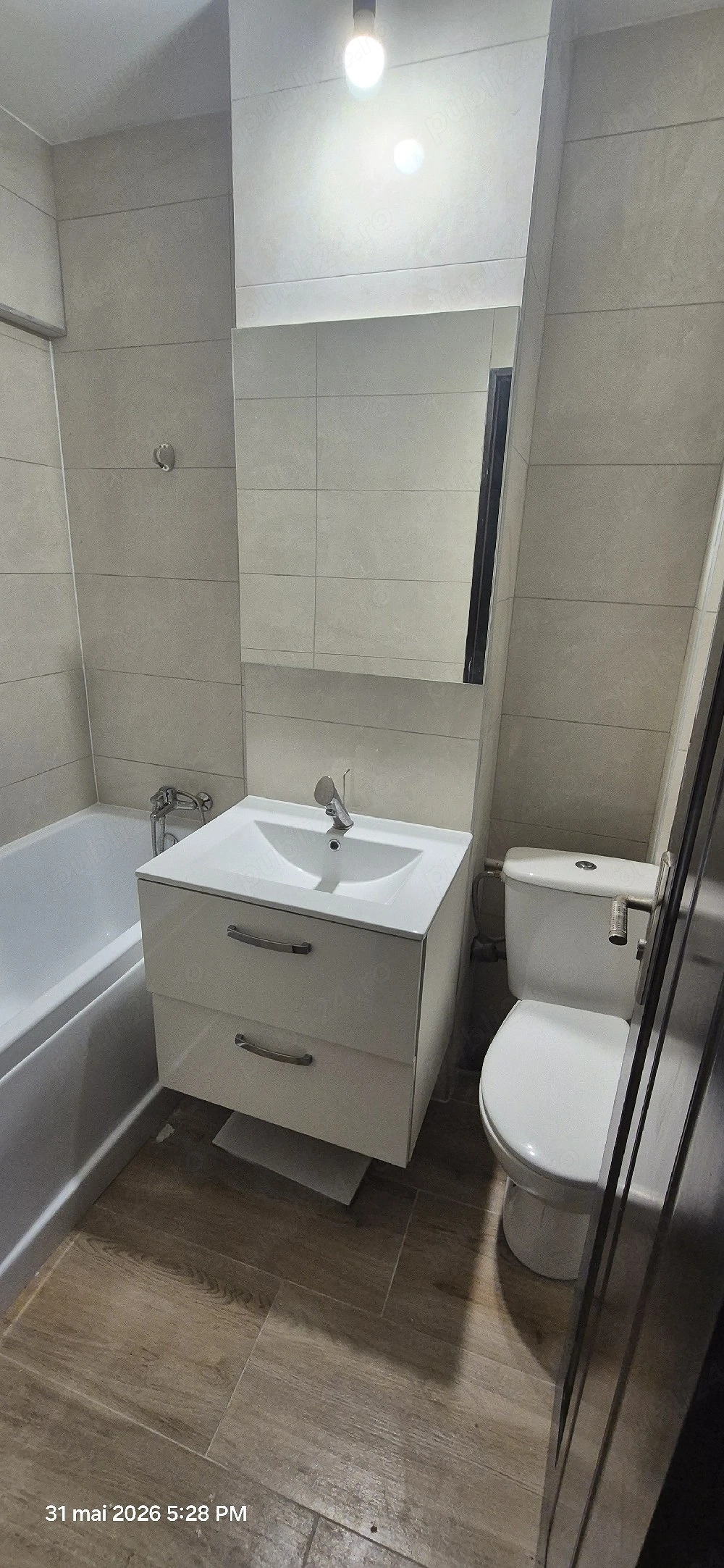 Inchiriez apartament 2 camere