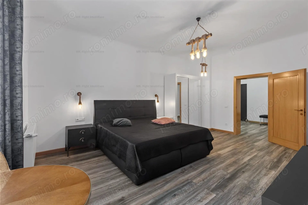 3 CAMERE ULTRACENTRAL | PARCARE SI GRADINA PROPRIE | TERASA INTERIOARA