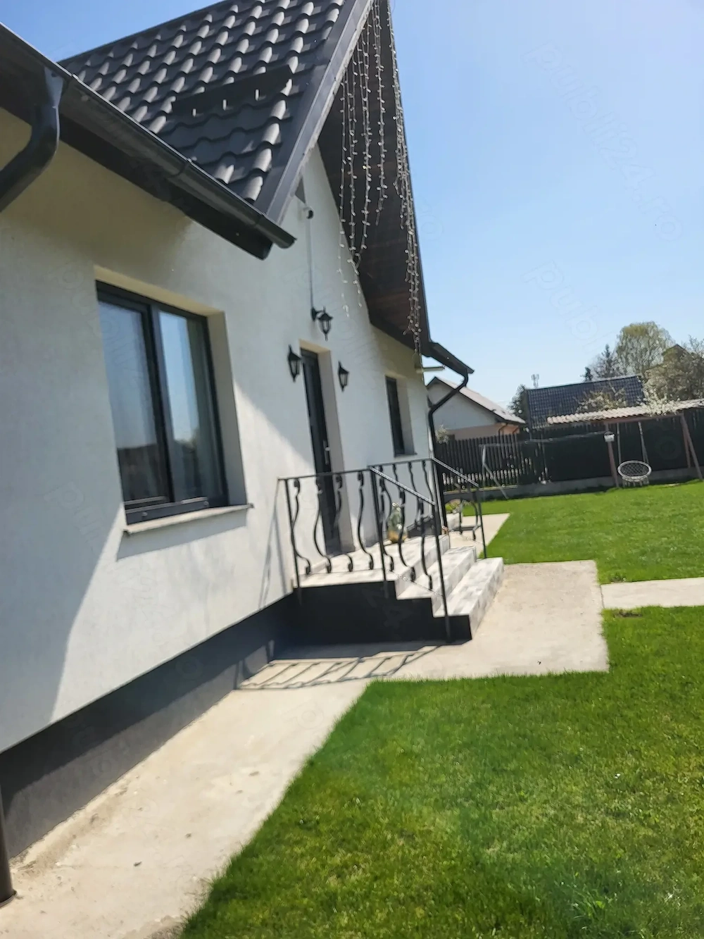 Casa lilieci zona buna str rozelor nr48 pret 125000