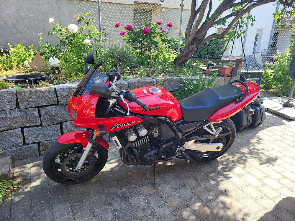 Yamaha Fazer 600