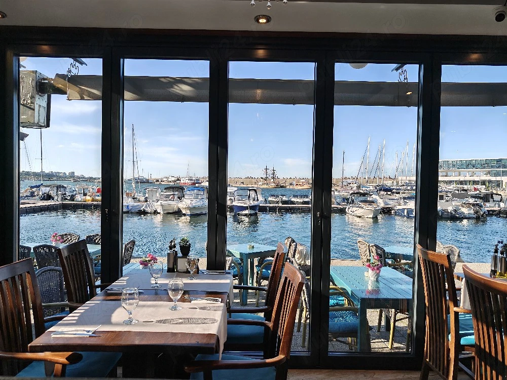 Restaurant din portul Tomis Constanța angajează 