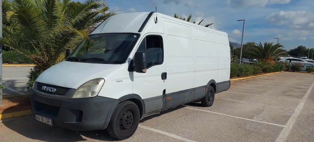 VÂND sau SCHIMB Iveco daily 
