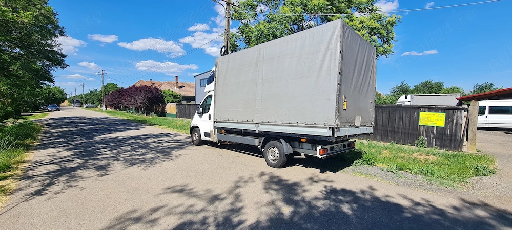 Vând Peugeot Boxer 2.0 hdi 