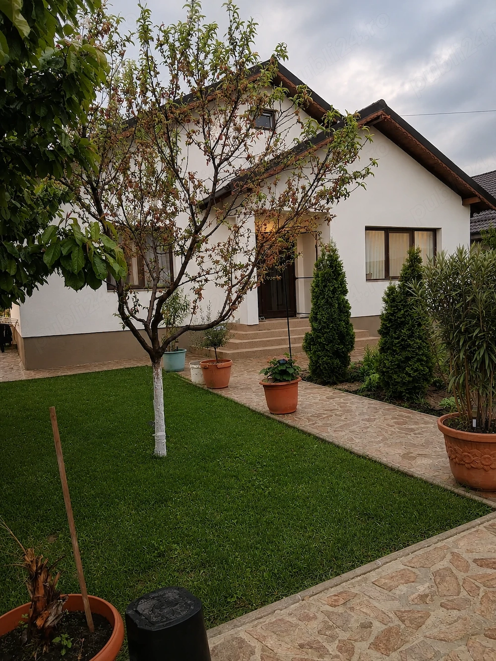 Casa individuală 4 camere Craiova-zona Smart-Pub