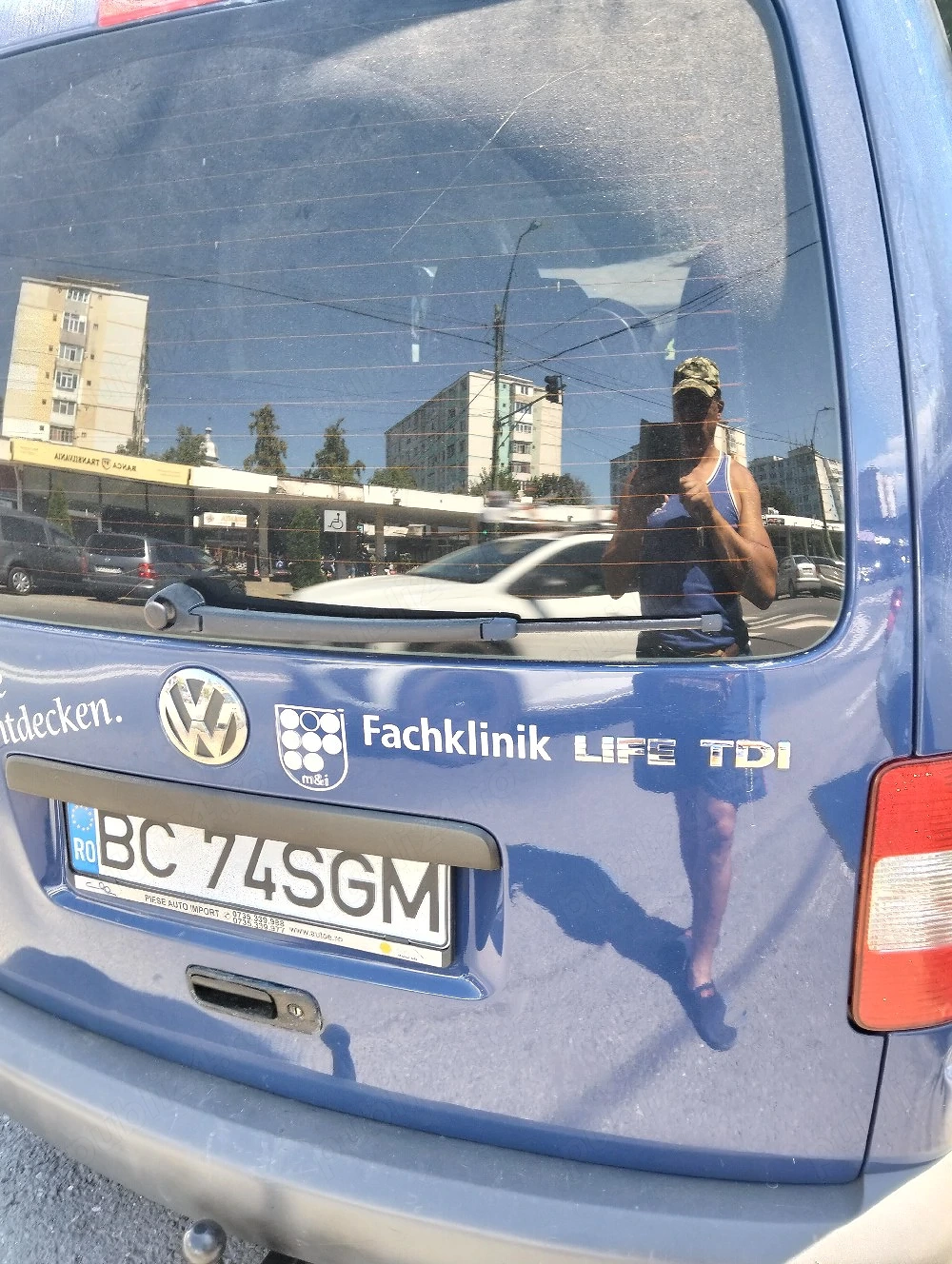 vând Autoturism 