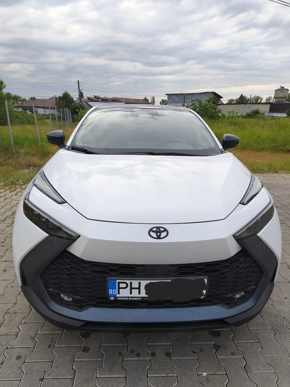 Toyota chr 2024 13000km propietar de noua
