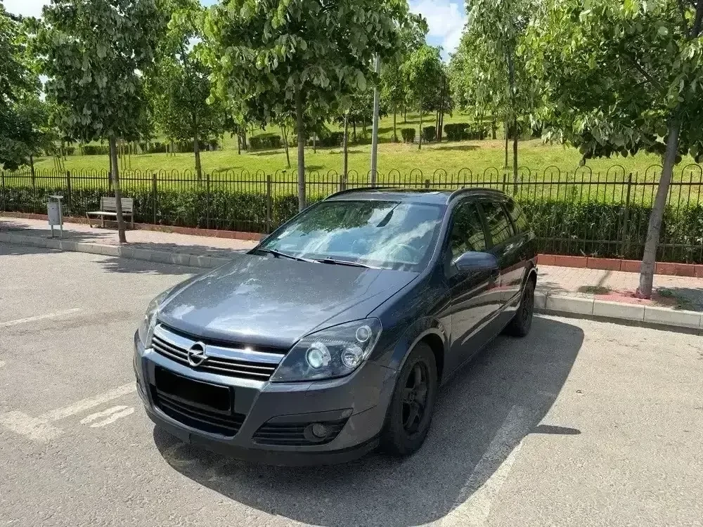 Opel astra H 