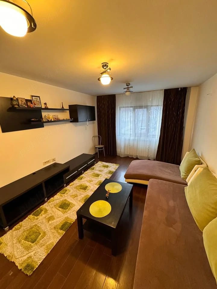 Apartament  mobilat modern etaj1 zona Cozamin