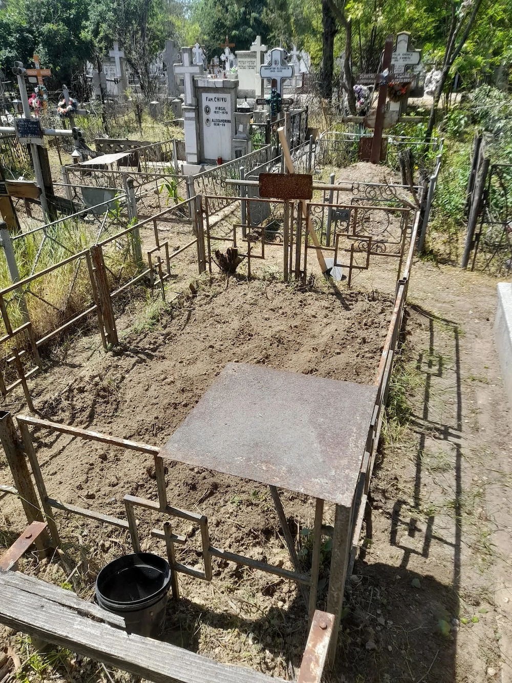 Loc veci cimitir Stefan cel Mare