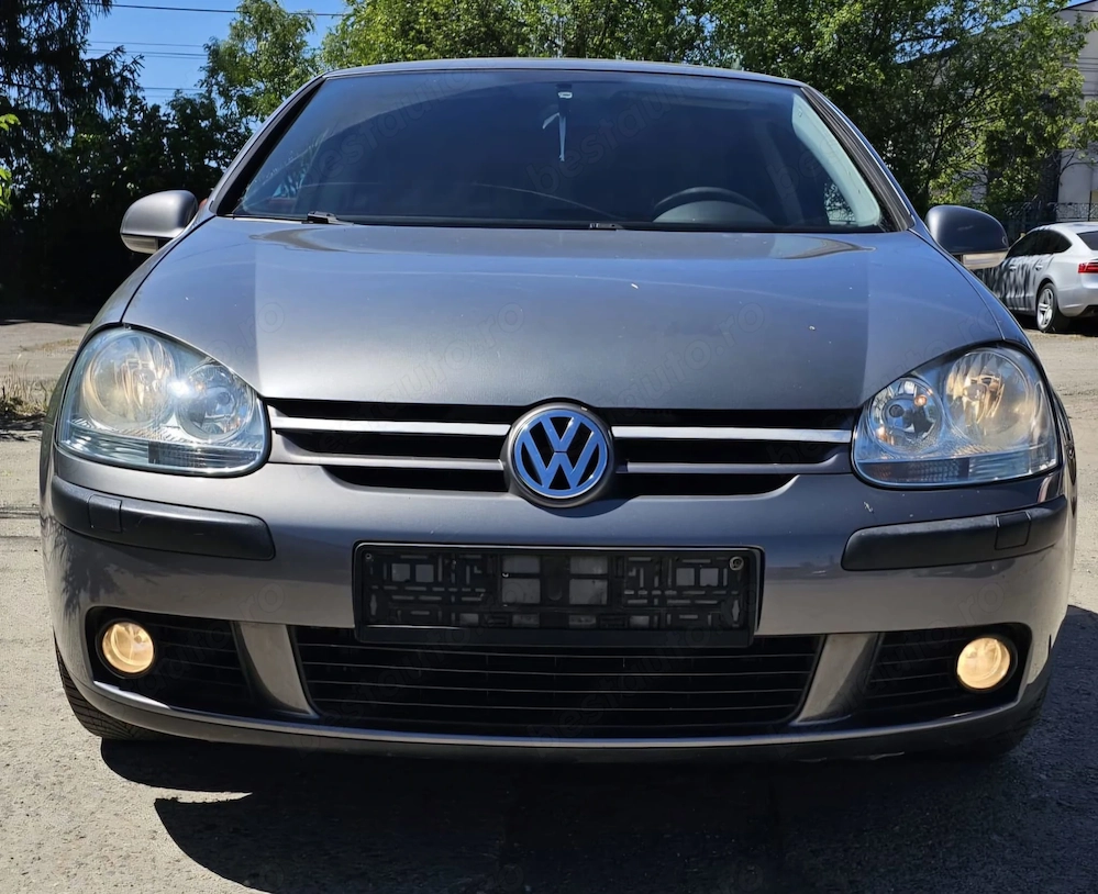 Dezmembram Volkswagen Golf 5
