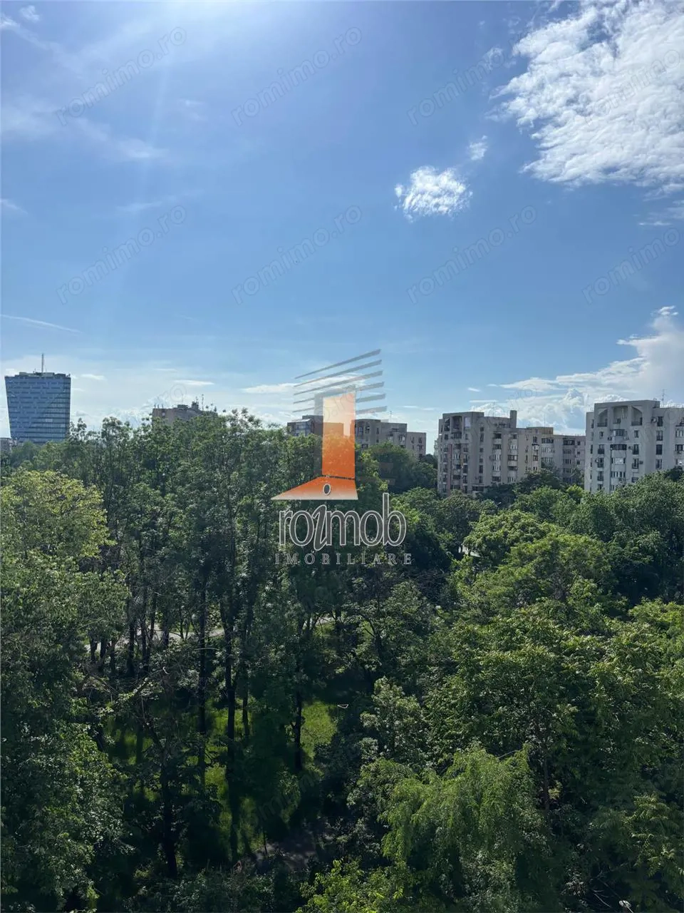 Apartament 2 camere , vedere superba catre Parcul Circului