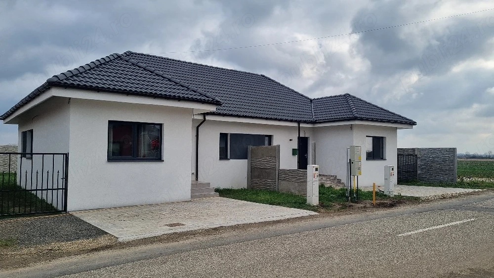 Proprietar-Duplex modern 62mp utili, asfalt,toate utilitățile 