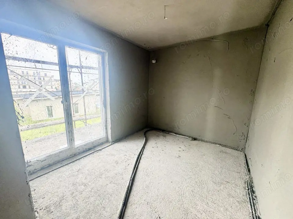 Apartament 2 camere, Giroc zona Esso, lift, AC, etaj 1
