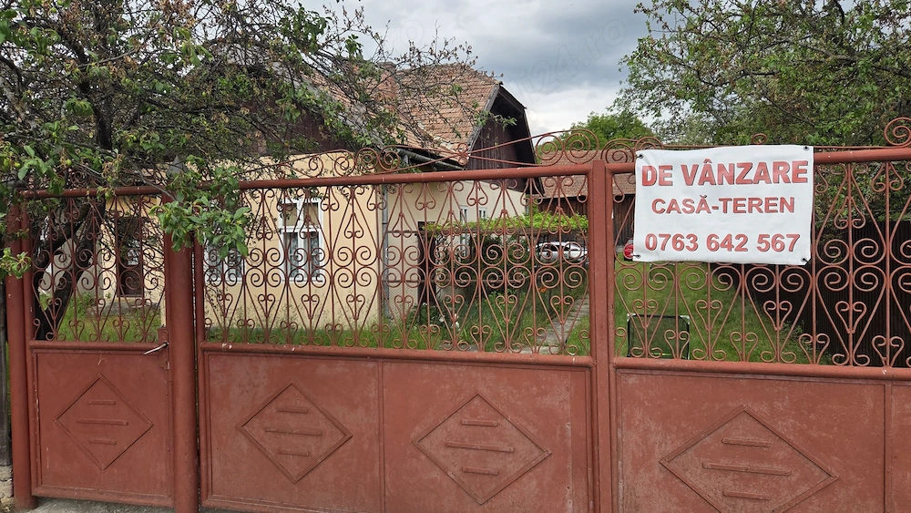 Casa de Vanzare