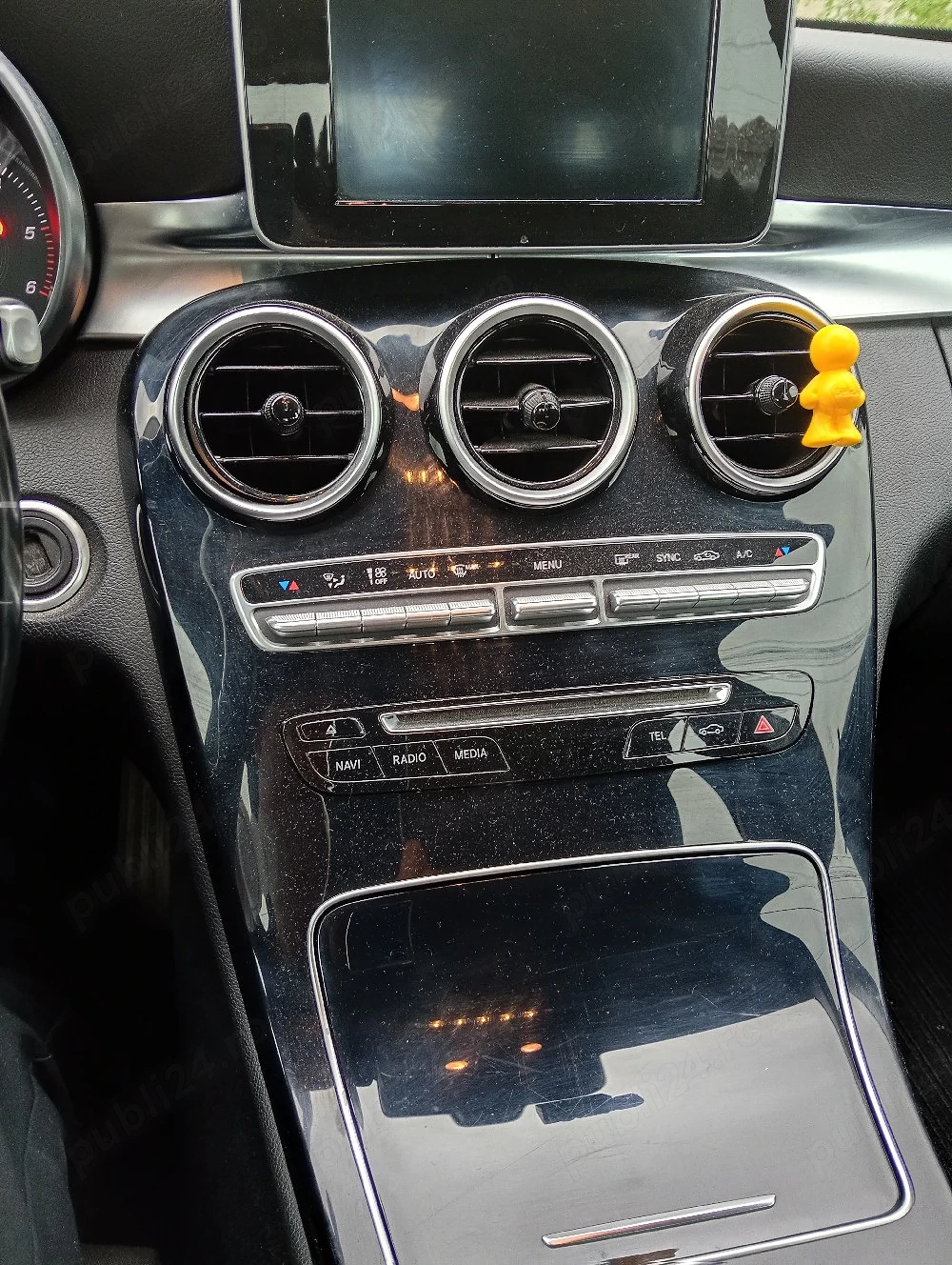 vind mercedes benz c clas 4matic 2015 bizel 150w