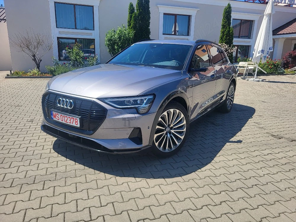 Audi e-tron 55 quattro S line
