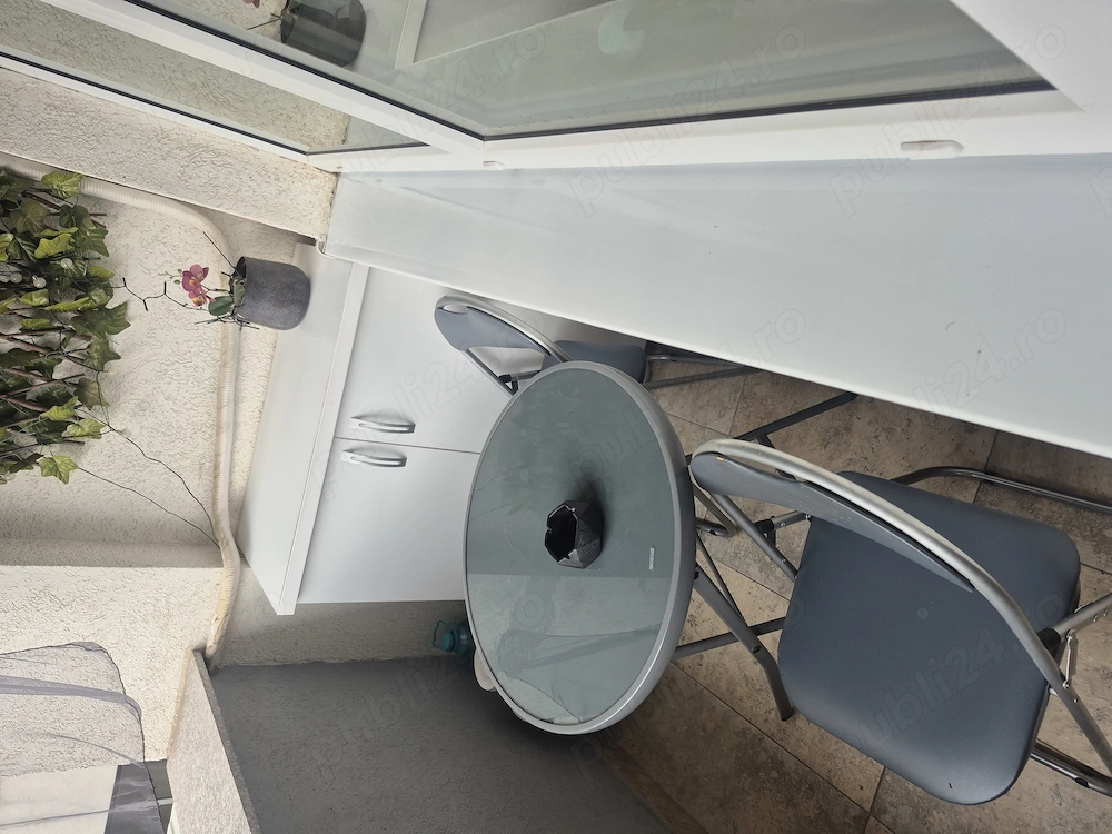 Inchiriez apartament 