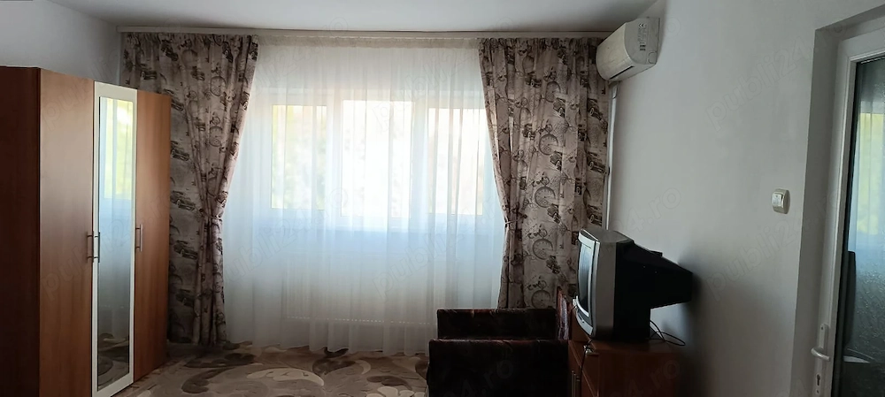 Vând apartament cu o cameră central