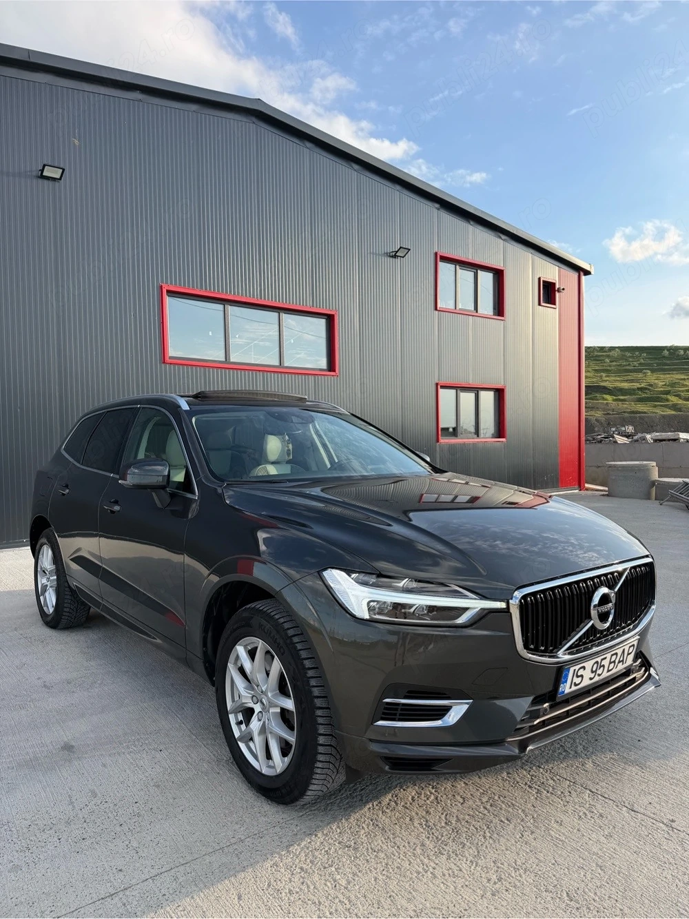 Volvo XC60 T8 AWD Plug-In Hybrid